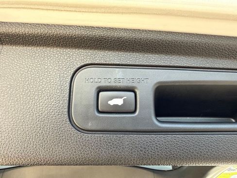 Used 2023 Honda Odyssey Sport image 7