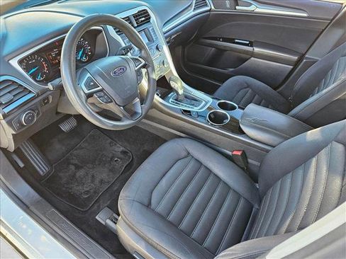 Used 2013 Ford Fusion SE image 9