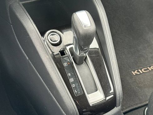 Used 2021 Nissan Kicks S FWD image 22