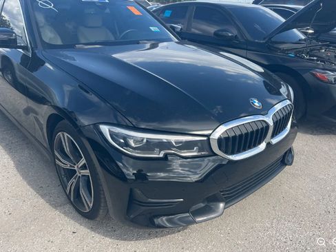 Used 2022 BMW 330i Sedan w/ Premium Package 2 RWD image 6