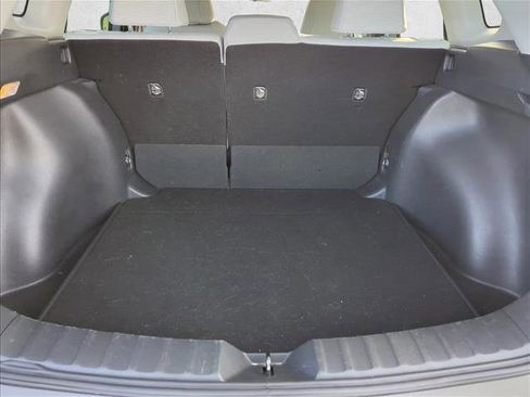 Used 2022 Toyota Corolla Cross L image 26