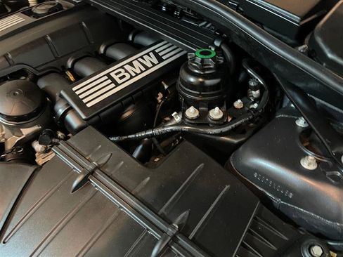 Used 2009 BMW 128i Convertible image 36