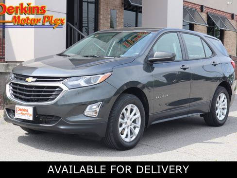 Used 2018 Chevrolet Equinox LS AWD/4WD image 1