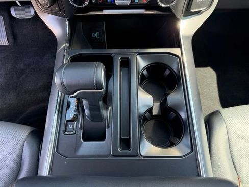 Used 2024 Ford F150 Lariat w/ FX4 Off-Road Package AWD/4WD image 19