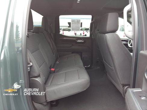 Certified 2025 Chevrolet Silverado 1500 LT AWD/4WD image 18