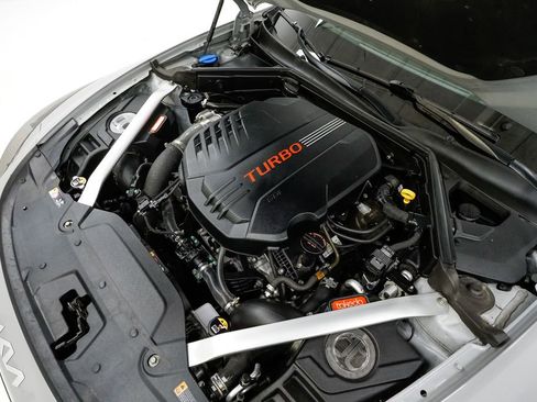 Used 2023 Kia Stinger GT2 image 4