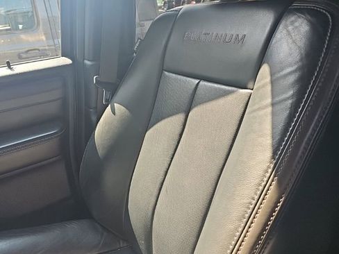Used 2016 Ford Expedition Platinum AWD/4WD image 9