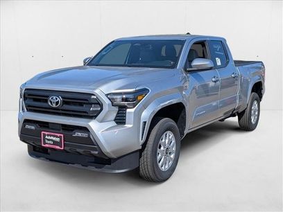 New 2025 Toyota Tacoma SR5