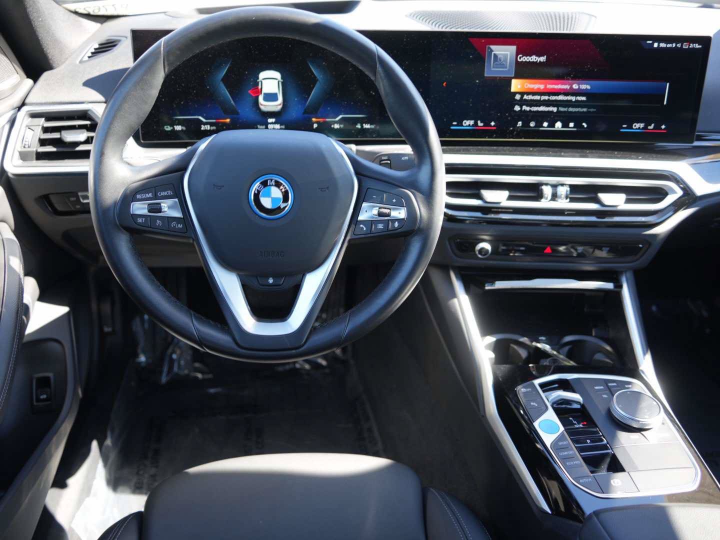 Used 2024 BMW i4 eDrive35 w/ Premium Package RWD image 8