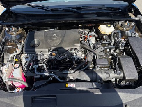 Used 2025 Toyota Camry SE FWD image 20