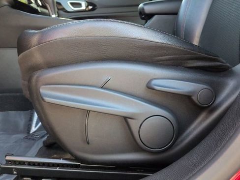 Certified 2025 Jeep Compass Trailhawk AWD/4WD image 23