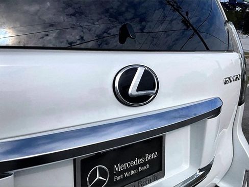 Used 2022 Lexus GX 460 Premium image 27