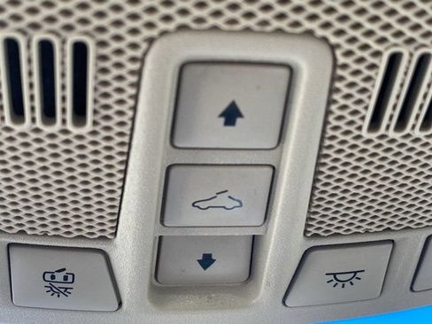 Used 2018 Lincoln MKZ Select w/ Select Plus Package AWD/4WD image 25