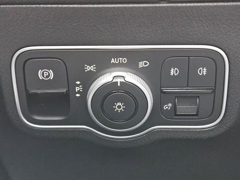 Certified 2025 Mercedes-Benz GLA 250 4MATIC image 20