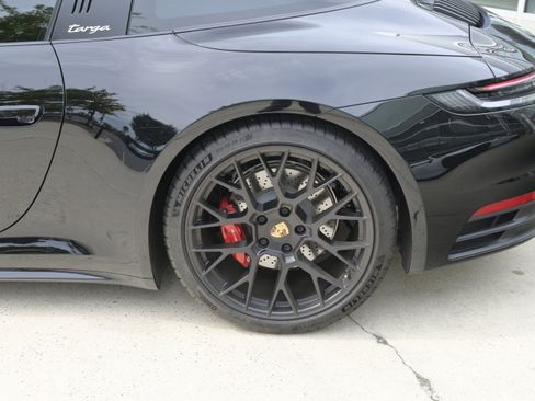 Used 2024 Porsche 911 Targa 4S image 10