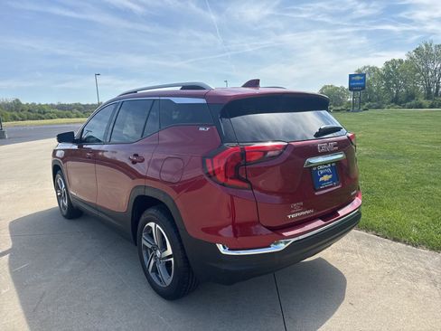 Used 2019 GMC Terrain SLT w/ Preferred Package AWD/4WD image 6