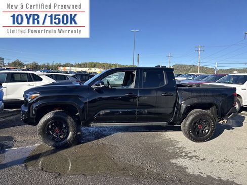 Used 2025 Toyota Tacoma TRD Pro w/ Tow Tech Package image 10