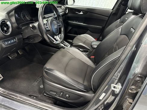 Used 2021 Kia Forte GT-Line w/ GT-Line Premium Package image 3