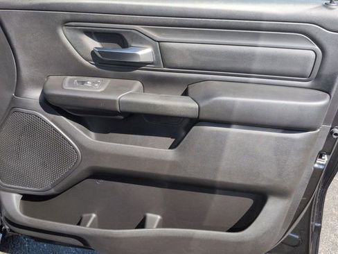 New 2026 RAM 1500 Express AWD/4WD image 31