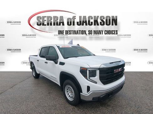 Used 2024 GMC Sierra 1500 Pro w/ Pro Value Package AWD/4WD image 2