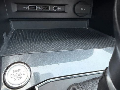 Used 2019 Volkswagen Tiguan SEL image 31