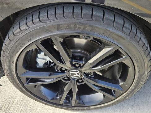 Used 2025 Honda Civic Si image 9