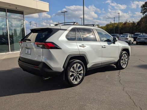 Used 2025 Toyota RAV4 XLE Premium image 3