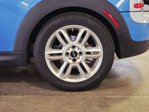 Used 2013 MINI Cooper Clubman FWD image 14
