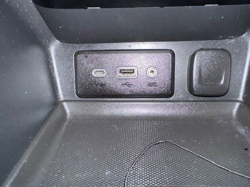 Used 2019 GMC Terrain SLE image 21