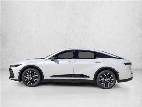 New 2026 Toyota Crown XLE image 5