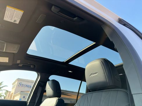 New 2026 Buick Enclave Avenir w/ Super Cruise Package FWD image 25