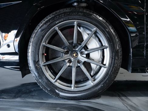 Used 2019 Lamborghini Urus image 29