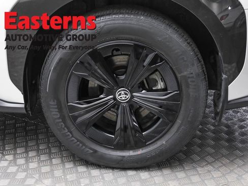 Used 2023 Toyota bZ4X XLE image 8