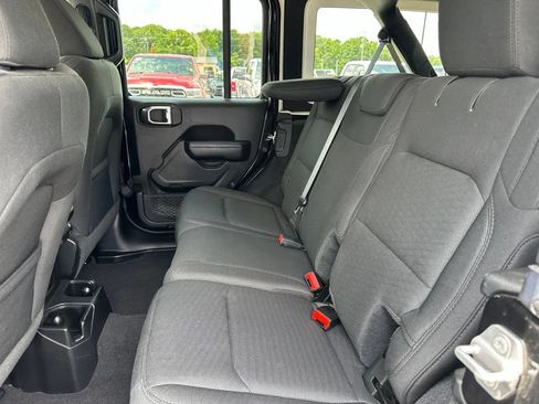 Used 2020 Jeep Wrangler Unlimited Sport S AWD/4WD image 21