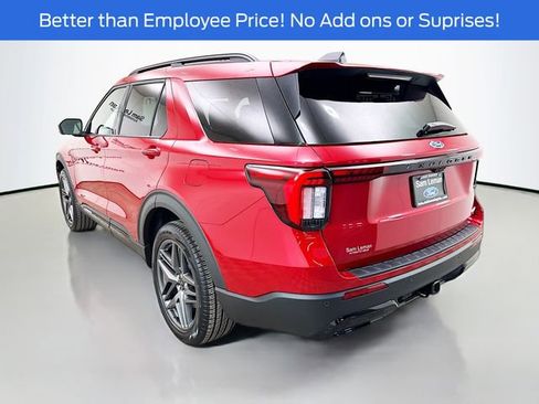 New 2026 Ford Explorer ST-Line w/ ST-Line Street Pack AWD/4WD image 5