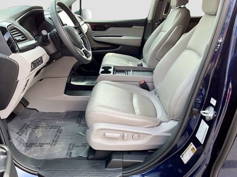 Used 2024 Honda Odyssey Touring image 21