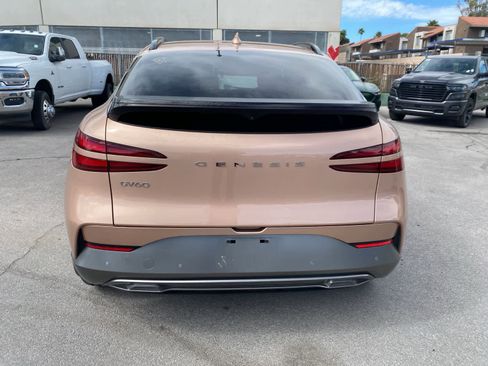 Used 2024 Genesis GV60 Advanced image 7