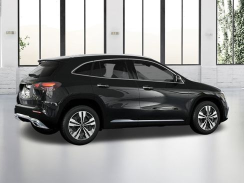 Certified 2025 Mercedes-Benz GLA 250 image 19