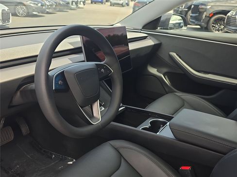 Used 2025 Tesla Model 3 Long Range RWD image 15
