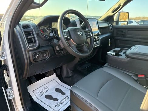 New 2026 RAM 4500 Tradesman w/ Chrome Appearance Group image 21