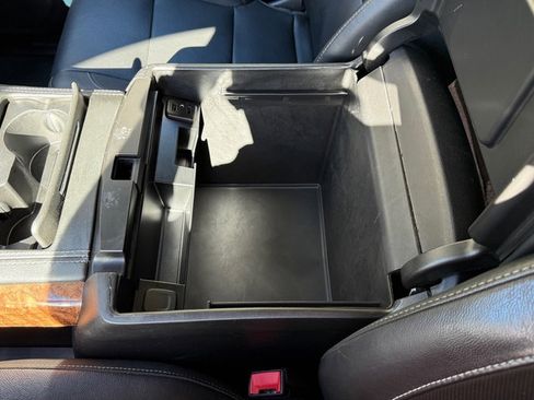 Used 2020 Chevrolet Tahoe Premier image 38