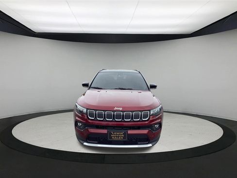 Used 2022 Jeep Compass Limited AWD/4WD image 3