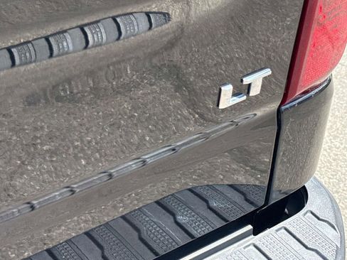 Used 2022 Chevrolet Silverado 1500 LT w/ Protection Package RWD image 8