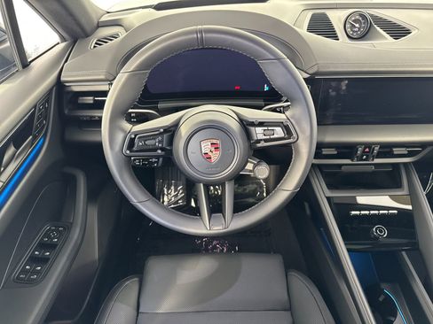 Certified 2025 Porsche Macan 4 Electric AWD/4WD image 16