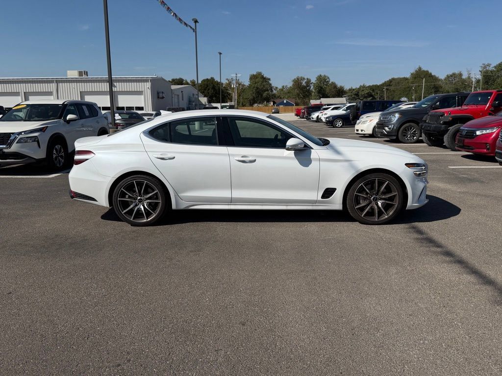 Used 2026 Genesis G70 2.5T RWD image 2