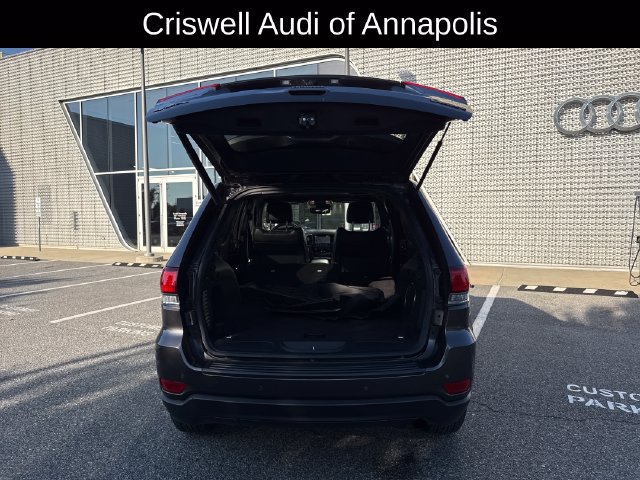 Used 2020 Jeep Grand Cherokee Laredo w/ Laredo X Package AWD/4WD image 13