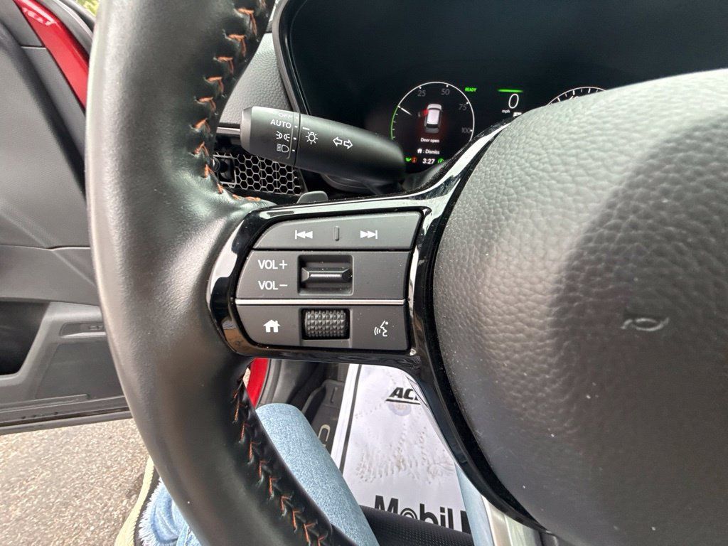 Used 2025 Honda CR-V Sport Touring image 22