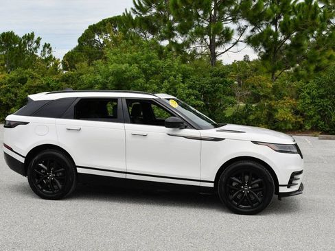 Used 2025 Land Rover Range Rover Velar Dynamic SE AWD/4WD image 8
