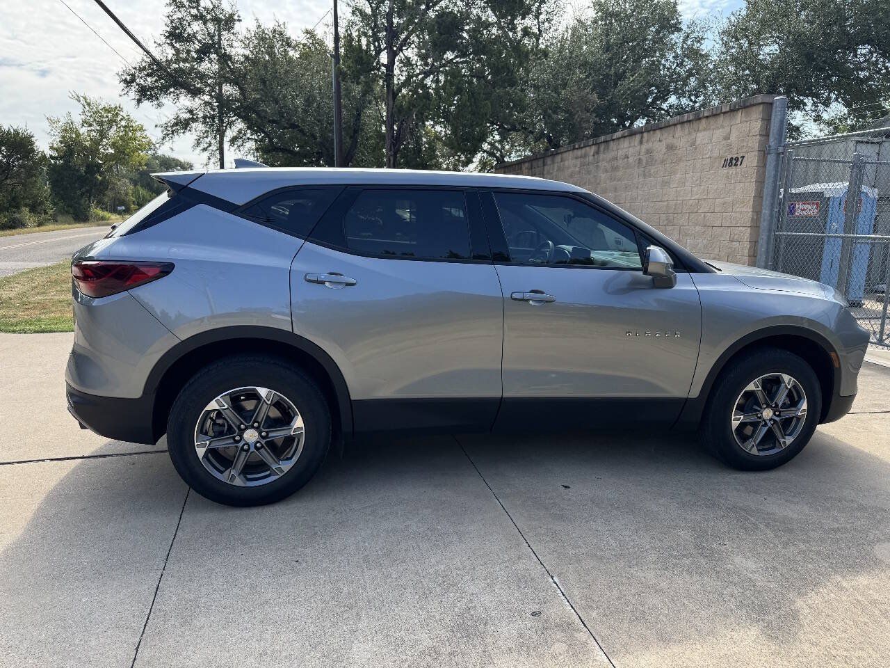 Used 2023 Chevrolet Blazer LT w/ Driver Confidence Package FWD image 10