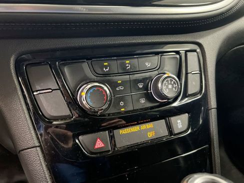 Used 2017 Buick Encore Preferred FWD image 16